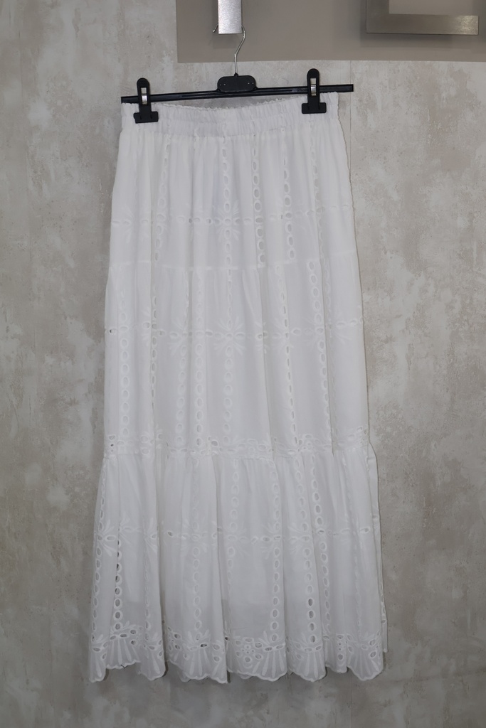 Saia Maxi Pure White: Bordado Inglês & Estilo Boho
