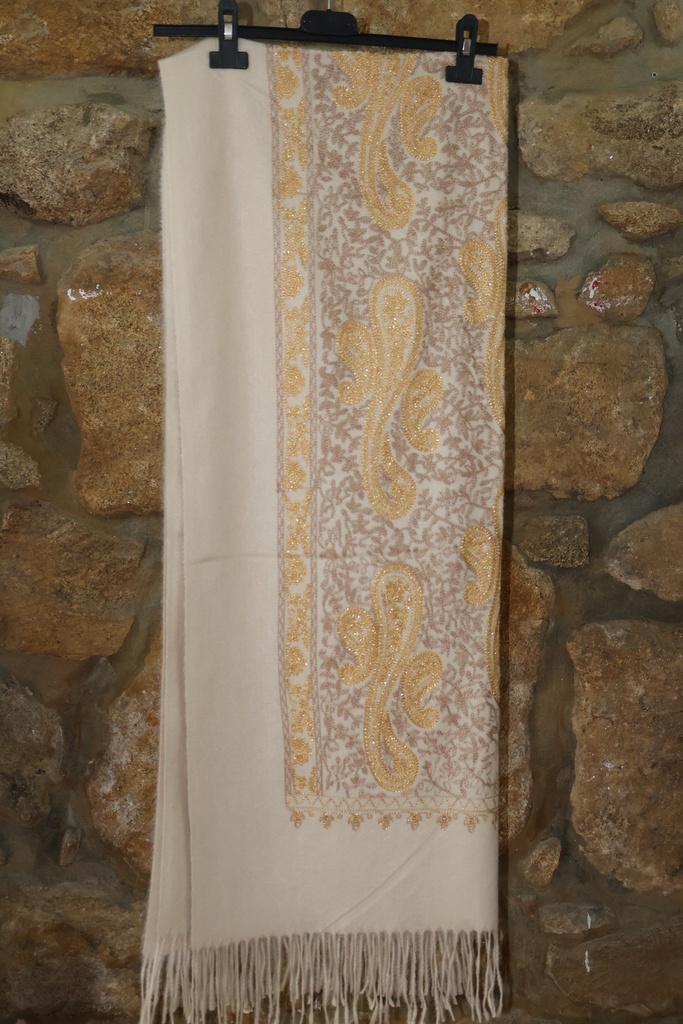 Pashmina Creme com Bordados Clássicos
