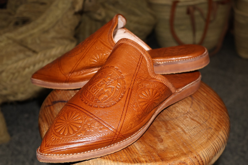 Mules em Pele Gravada com Camelo