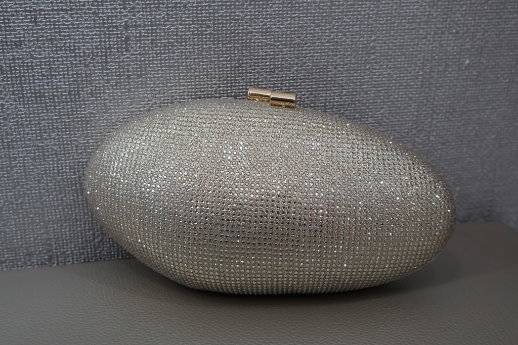 Mala Clutch Rígida Oval em Strass Dourado