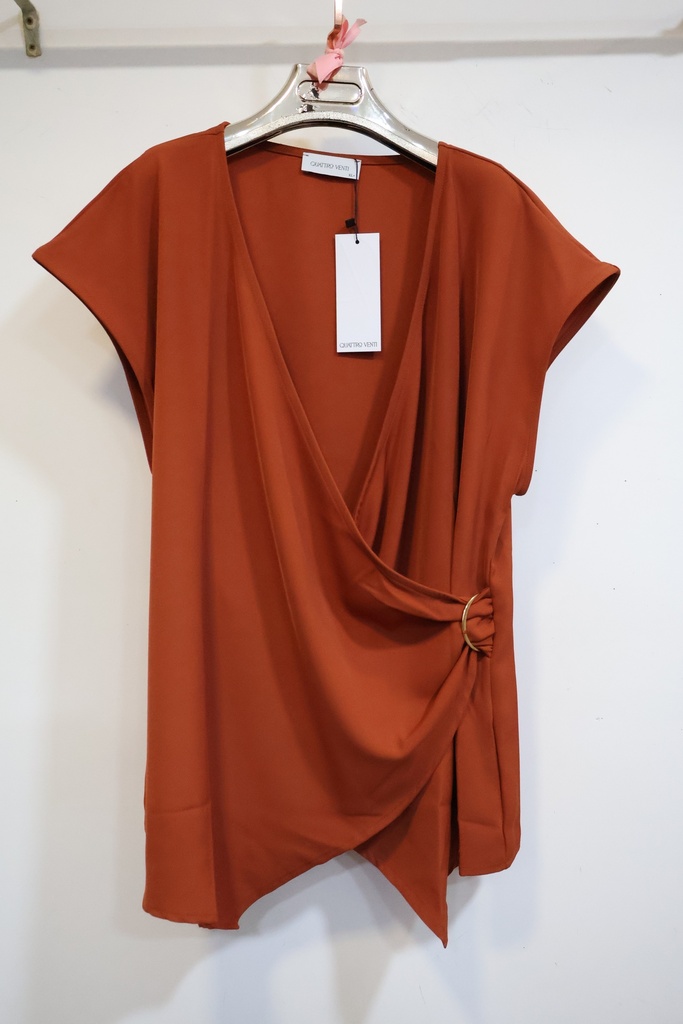 Blusa de Trespasse Terracota com Argola Dourada