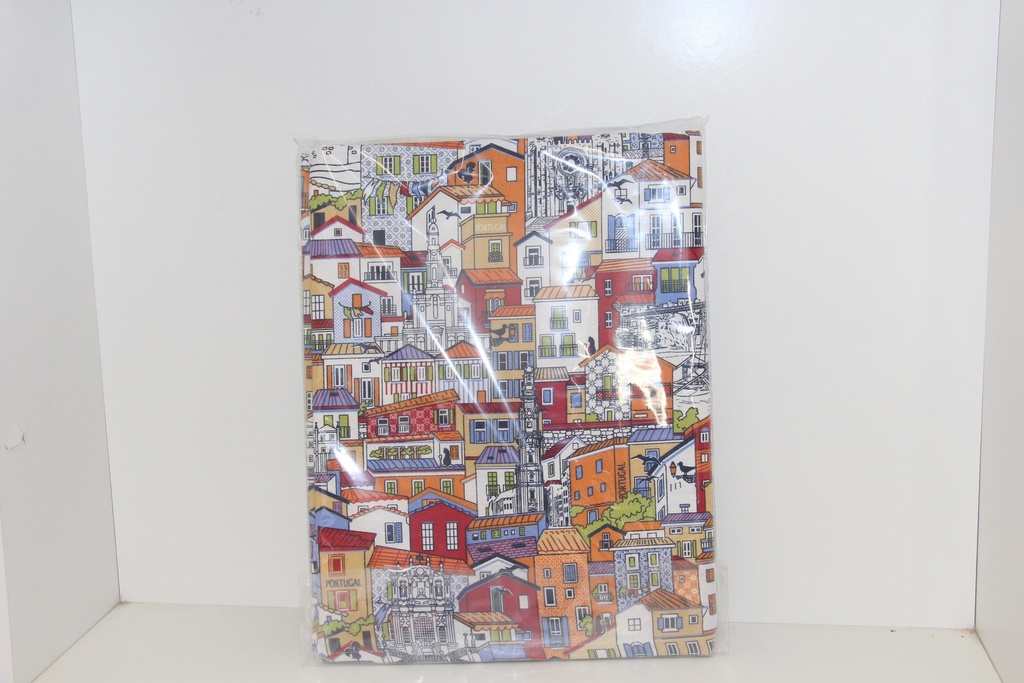 Toalha de Mesa com Padrão de Casas Coloridas