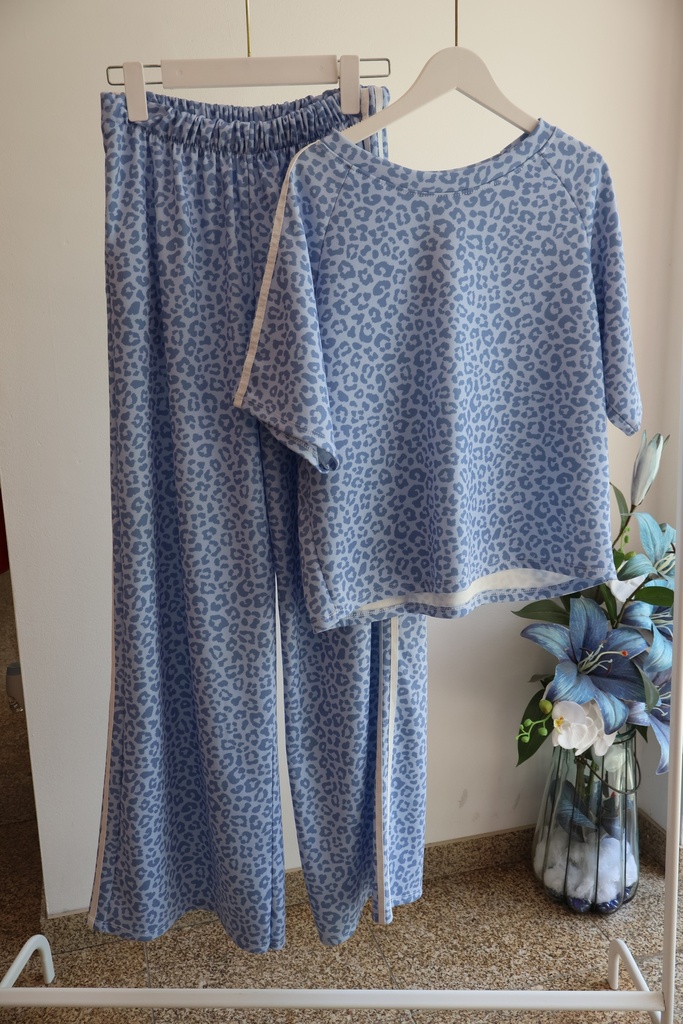 Conjunto Animal Print Azul