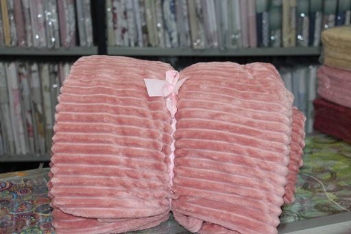 Manta de Sofá Canelada Super Macia - Rosa Velho