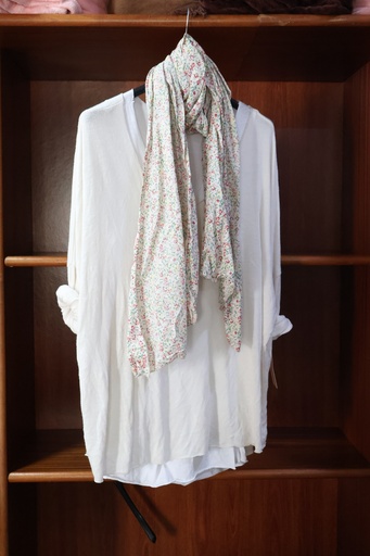 [010326] Conjunto: Brisa de Primavera em Branco