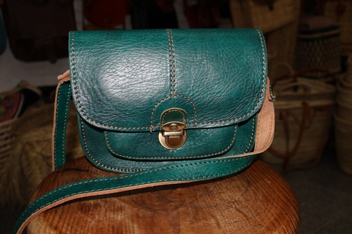 Bolsa Rústica em Pele Verde