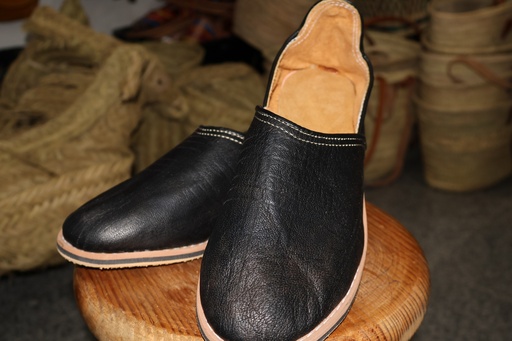 Sapatos Babucha em Pele Preta Clássica