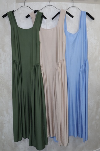 Vestido Maxi Fluido com Pregas Laterais
