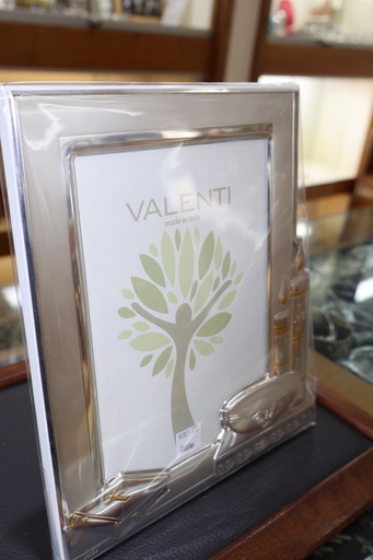 Moldura Valenti "Luz do Batismo" com Elementos Bicolores