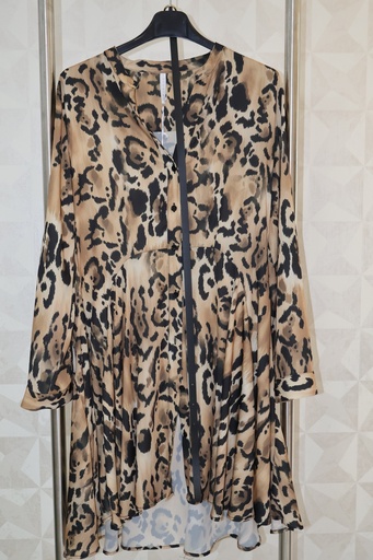 Vestido Camiseiro Fluido com Padrão Leopardo