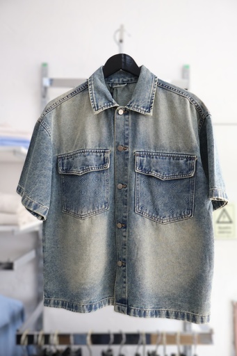 Camisa Denim "Vintage Wash" de Manga Curta