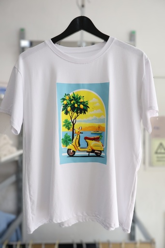 T-Shirt Branca "Retro Scooter"