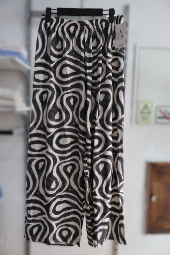 Calças Fluidas com Padrão Abstrato Orgânico