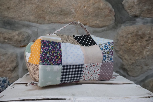 Bolsa Necessaire em Patchwork