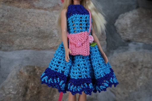 Vestido e Mala de Boneca em Croché