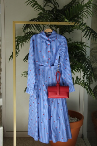 Vestido Camiseiro Azul às Riscas com Padrão de Corações