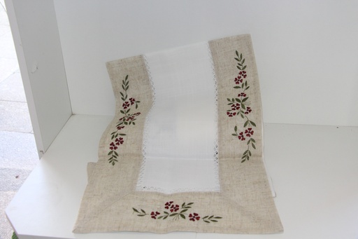 Caminho de Mesa Rústico com Bordado de Flores Vermelhas