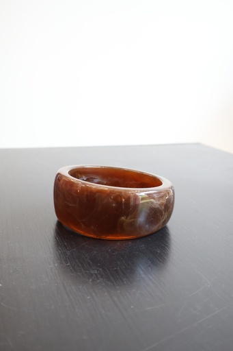 Pulseira em resina efeito âmbar
