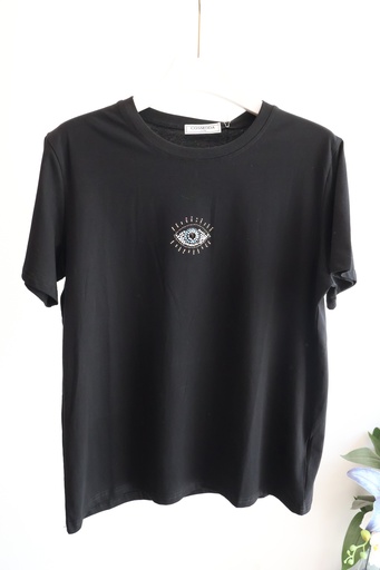 T-shirt Preta com Aplicação em Brilhantes